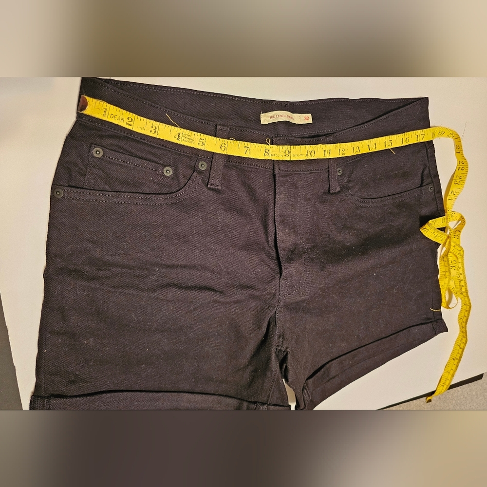 2pr Levi's Women's Black & Blue Jean Shorts